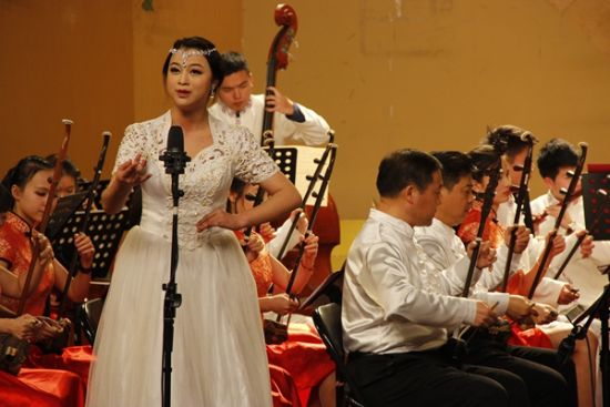 越剧音乐合奏《百花公主》选段。